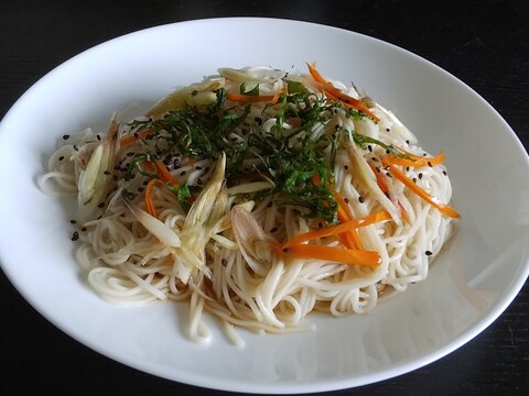 みょうがと大葉のさっぱり素麺